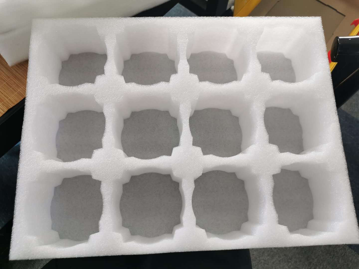 黃桃托只有防震的作用嗎？
