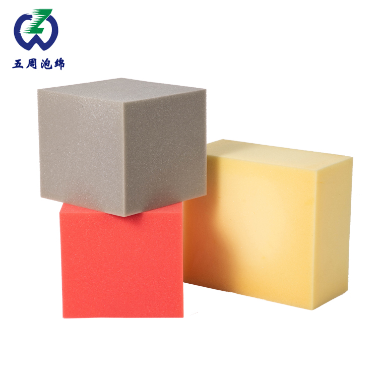 游樂(lè)場(chǎng)選購(gòu)彩色的海綿塊時(shí)需要注意什么？